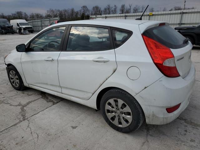 KMHCT5AE5FU226396 - 2015 HYUNDAI ACCENT GS WHITE photo 2