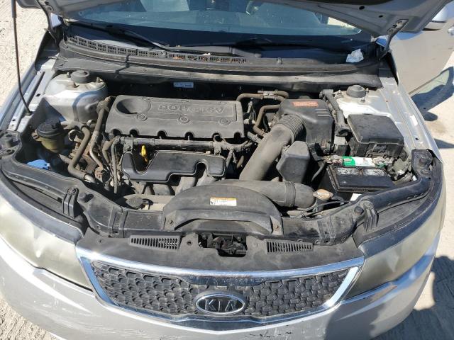 KNAFU4A24B5350952 - 2011 KIA FORTE EX SILVER photo 11