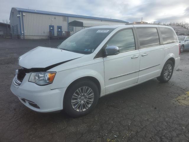 2C4RC1CG1GR246861 - 2016 CHRYSLER TOWN & COU TOURING L WHITE photo 1