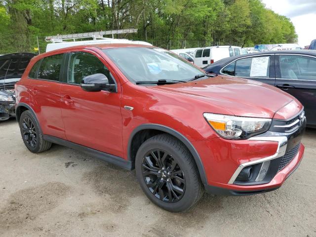 JA4AP3AU6JU015402 - 2018 MITSUBISHI OUTLANDER ES RED photo 4