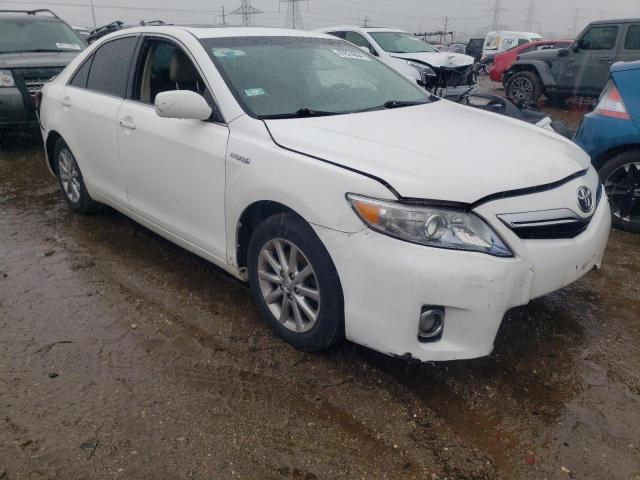 4T1BB3EK9BU135628 - 2011 TOYOTA CAMRY HYBRID WHITE photo 4