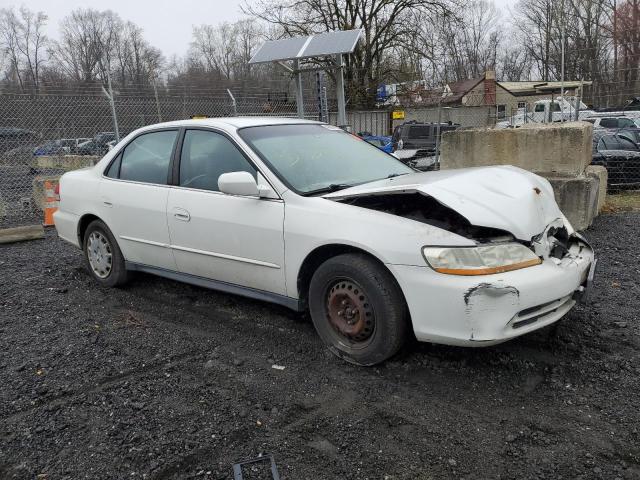 1HGCG56422A126391 - 2002 HONDA ACCORD LX WHITE photo 4