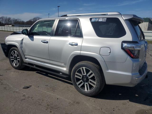 JTEBU5JR8E5191728 - 2014 TOYOTA 4RUNNER SR5 SILVER photo 2