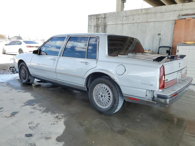 1G3CX54C2L4338913 - 1990 OLDSMOBILE 98 REGENCY SILVER photo 2