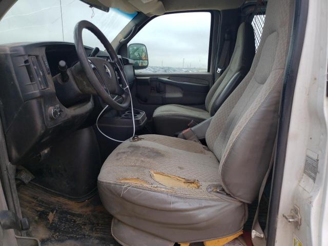 1GCGG29C081137223 - 2008 CHEVROLET EXPRESS G2 WHITE photo 7