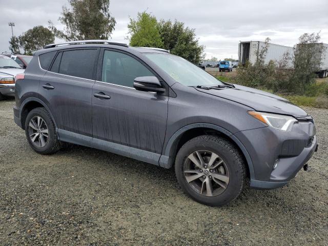 2T3WFREV3GW241221 - 2016 TOYOTA RAV4 XLE GRAY photo 4