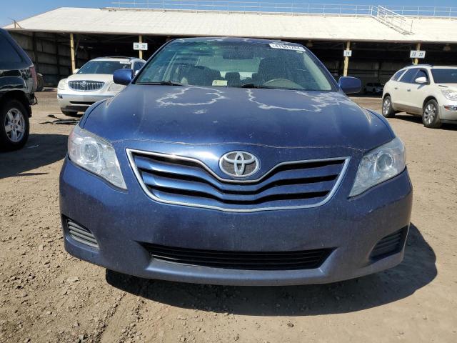 4T1BF3EK8BU626373 - 2011 TOYOTA CAMRY BASE BLUE photo 5