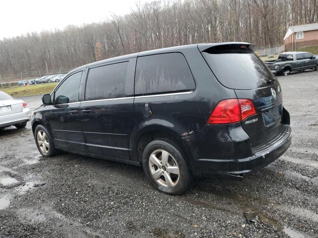 2V4RW3D15AR195813 - 2010 VOLKSWAGEN ROUTAN SE BLACK photo 2