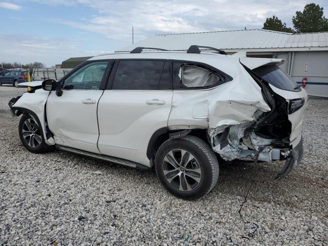 5TDGZRAH6MS073633 - 2021 TOYOTA HIGHLANDER XLE WHITE photo 2