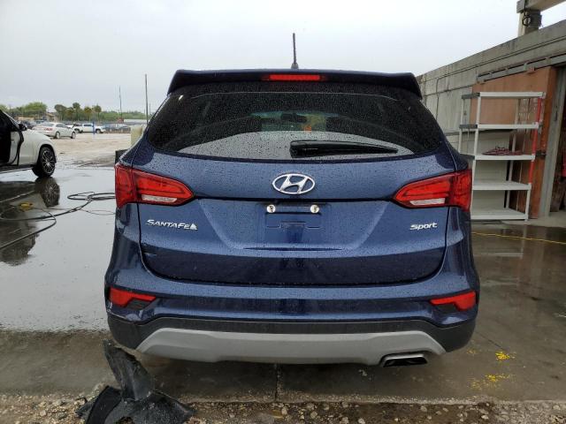 5XYZT3LB0JG556088 - 2018 HYUNDAI SANTA FE S BLUE photo 6