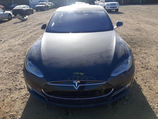5YJSA1E48FF112031 - 2015 TESLA MODEL S Մոխրագույն լուսանկար 5