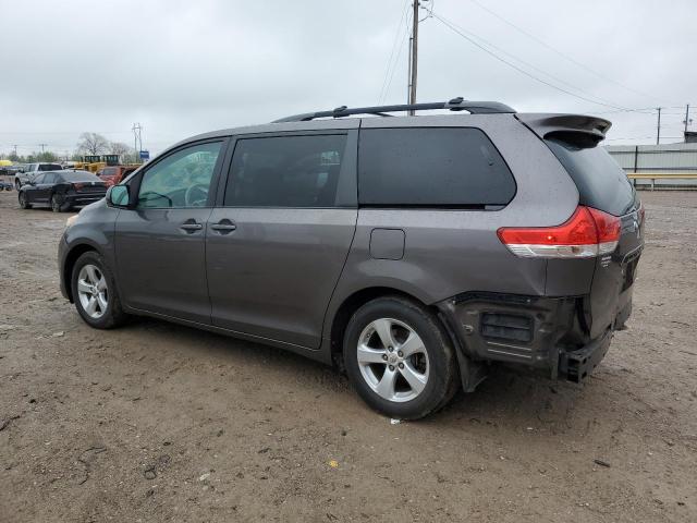 5TDKK3DC2CS186182 - 2012 TOYOTA SIENNA LE GRAY photo 2