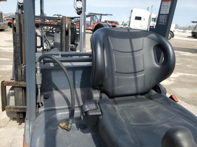 52385 - 2014 TOYOTA FORKLIFT Orange photo 6