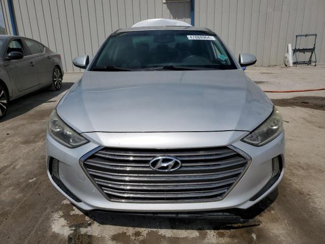 KMHD84LF2HU069998 - 2017 HYUNDAI ELANTRA SE SILVER photo 5