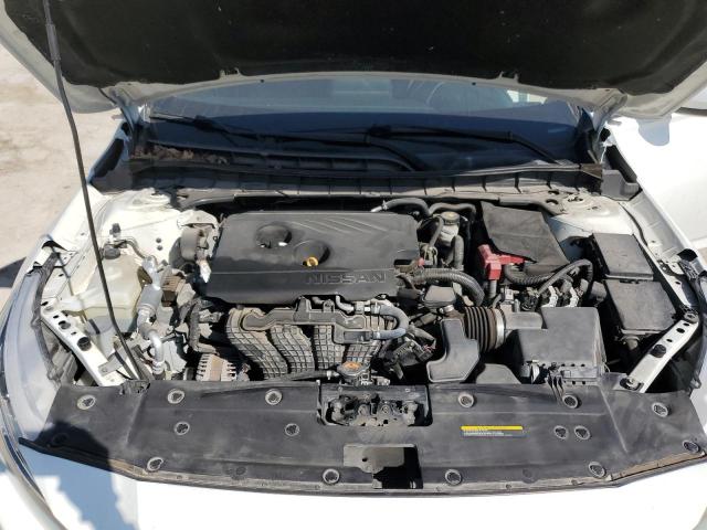1N4BL4BV4KC110511 - 2019 NISSAN ALTIMA S WHITE photo 11