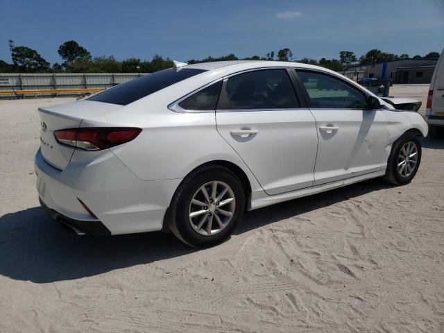 5NPE24AF7KH745313 - 2019 HYUNDAI SONATA SE WHITE photo 3