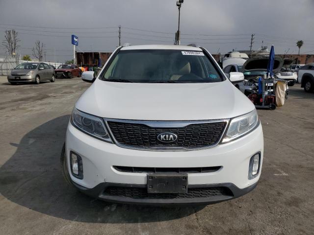 5XYKT4A65FG632215 - 2015 KIA SORENTO LX WHITE photo 5