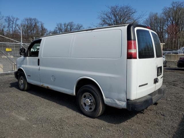 1GCHG35U131227529 - 2003 CHEVROLET EXPRESS G3 WHITE photo 2