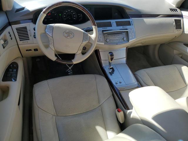 4T1BK36B28U316741 - 2008 TOYOTA AVALON XL WHITE photo 8