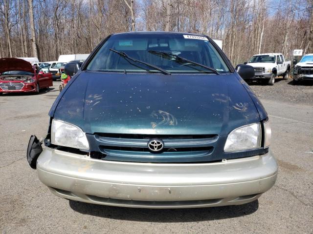 4T3ZF13CXWU025431 - 1998 TOYOTA SIENNA LE GREEN photo 5