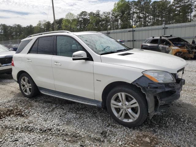 4JGDA5HB0CA019045 - 2012 MERCEDES-BENZ ML 350 4MATIC WHITE photo 4
