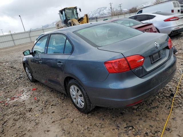 3VW1K7AJ8DM410771 - 2013 VOLKSWAGEN JETTA BASE GRAY photo 2