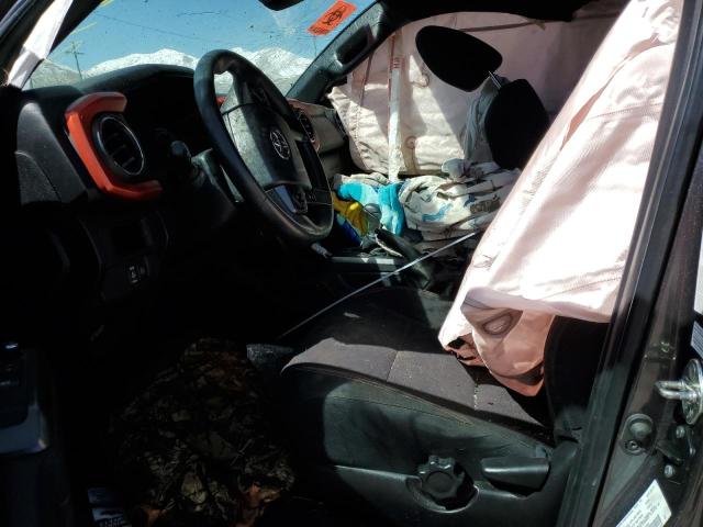 5TFSZ5AN2JX148505 - 2018 TOYOTA TACOMA ACCESS CAB ნაცრისფერი ფოტო 7