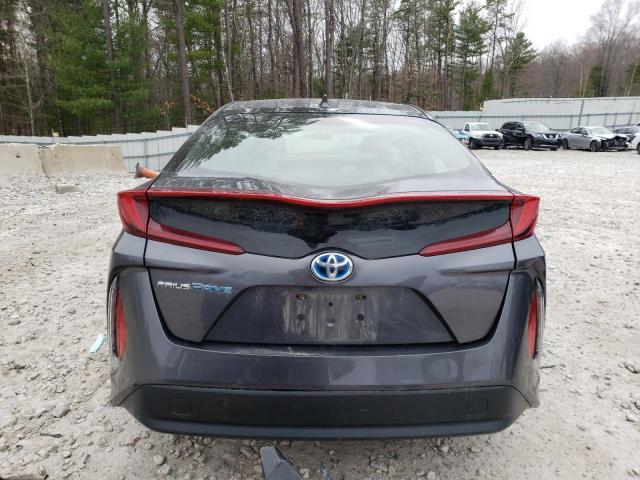 JTDKARFP3J3078075 - 2018 TOYOTA PRIUS PRIM GRAY photo 6