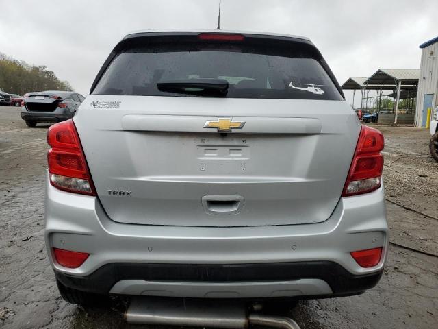 KL7CJLSB9MB308799 - 2021 CHEVROLET TRAX 1LT SILVER photo 6