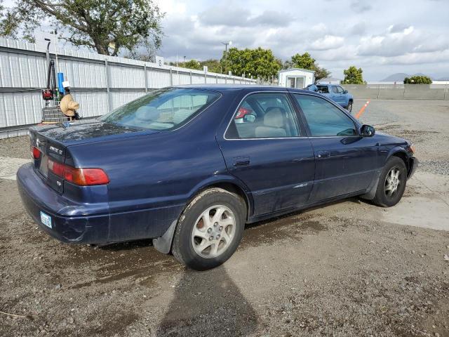 JT2BF28K8X0176015 - 1999 TOYOTA CAMRY LE BLUE photo 3