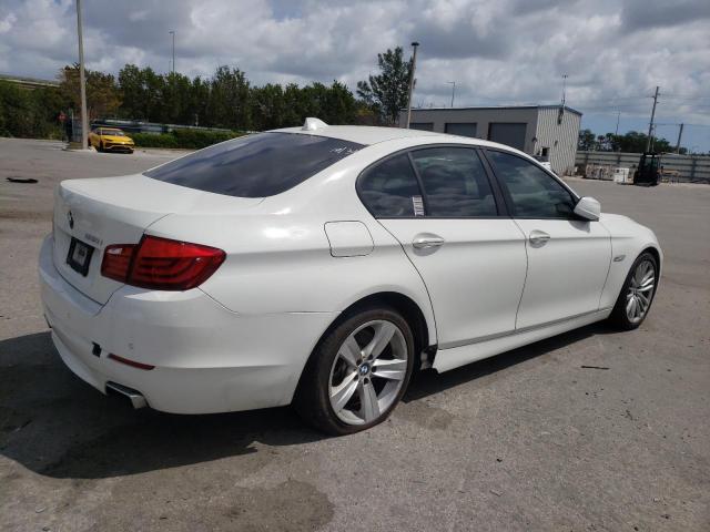 WBAFR9C51CDX78913 - 2012 BMW 550 I WHITE photo 3