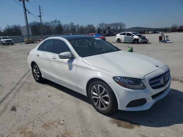 55SWF4JBXGU161269 - 2016 MERCEDES-BENZ C 300 WHITE photo 4