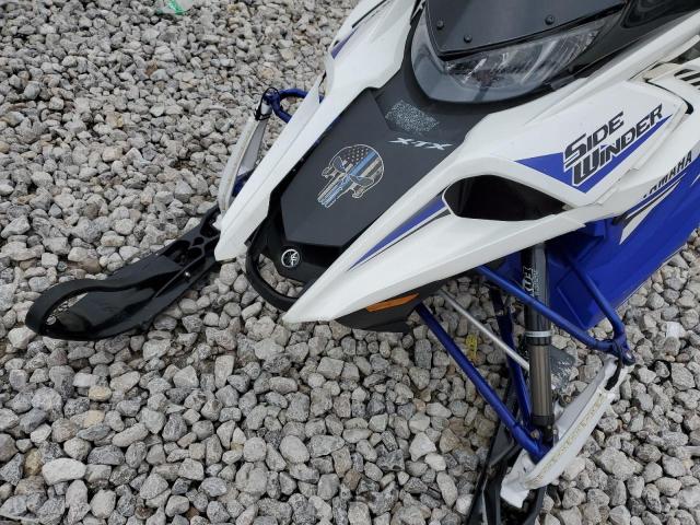 4UF8ME303JT000342 - 2018 YAMAHA SIDEWINDER BLUE photo 9