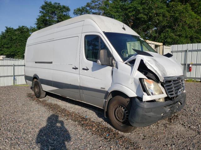 WDYPE845585247845 - 2008 FREIGHTLINER SPRINTER 2500 WHITE photo 1