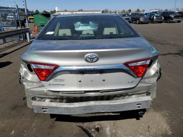 4T1BF1FKXHU416322 - 2017 TOYOTA CAMRY LE GOLD photo 6