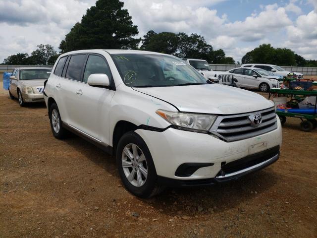 5TDBK3EH8DS225739 - 2013 TOYOTA HIGHLANDER WHITE photo 1