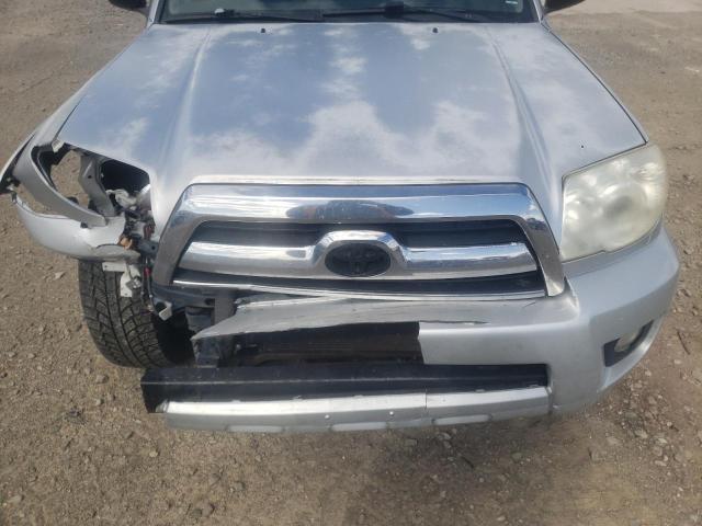 JTEBU14R368060355 - 2006 TOYOTA 4RUNNER SR5 SILVER photo 11