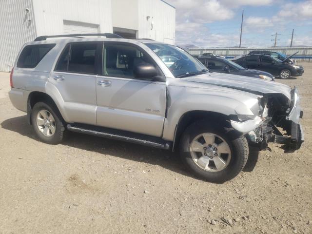 JTEBU14R368060355 - 2006 TOYOTA 4RUNNER SR5 SILVER photo 4