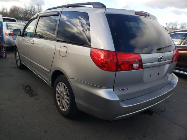 5TDBK23C47S008548 - 2007 TOYOTA SIENNA LE SILVER photo 2