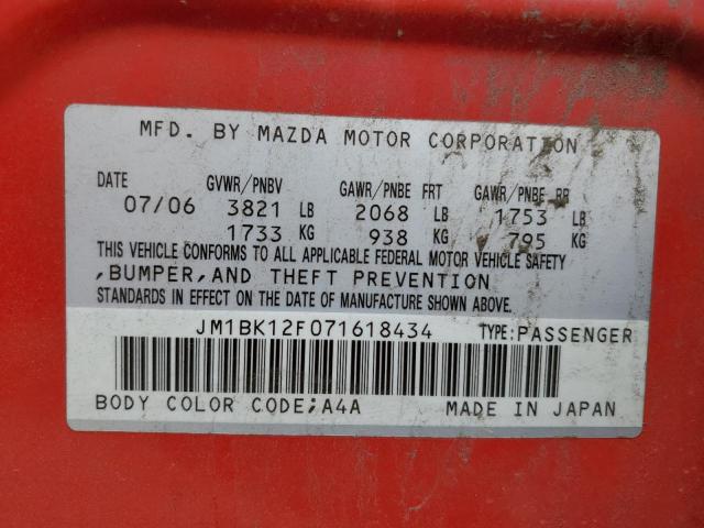 JM1BK12F071618434 - 2007 MAZDA 3 I RED photo 12