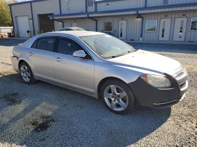 1G1ZC5E08AF184244 - 2010 CHEVROLET MALIBU 1LT 银色 照片 4