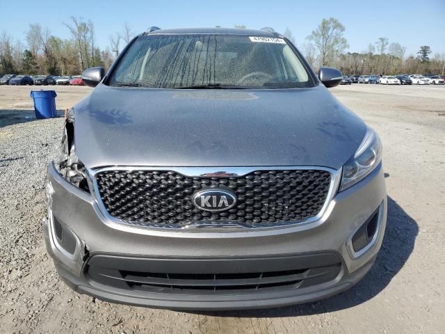 5XYPG4A3XHG322550 - 2017 KIA SORENTO LX SILVER photo 5