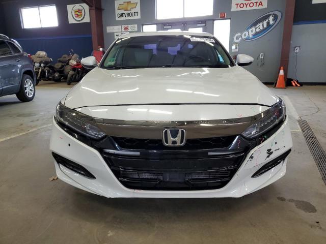 1HGCV1F57JA020945 - 2018 HONDA ACCORD EXL WHITE photo 5