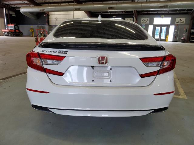 1HGCV1F57JA020945 - 2018 HONDA ACCORD EXL WHITE photo 6