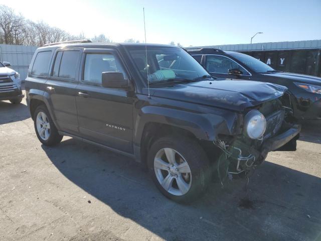 1C4NJRFB2ED689426 - 2014 JEEP PATRIOT LATITUDE BLACK photo 4