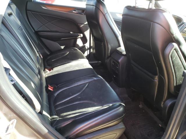 5LMCJ3C94GUJ28761 - 2016 LINCOLN MKC RESERVE TAN photo 10