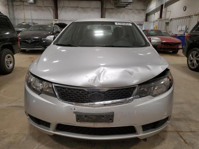 KNAFU4A26C5476229 - 2012 KIA FORTE EX SILVER photo 5