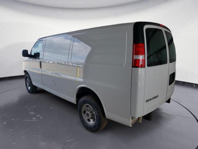 1GTW7AFP0M1145362 - 2021 GMC SAVANA G2500 WHITE photo 2