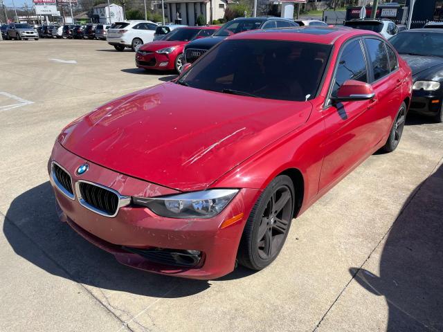 WBA3A5C50DF359122 - 2013 BMW 328 I RED photo 2