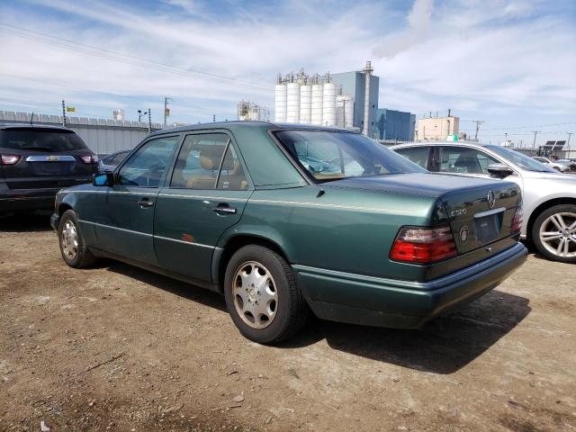 WDBEA32E4SC200036 - 1995 MERCEDES-BENZ E 320 BASE GREEN photo 2